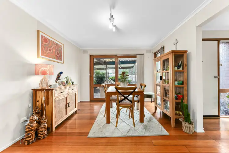 Fifth view of Homely house listing, 8 Eyre Court, Cranbourne North VIC 3977