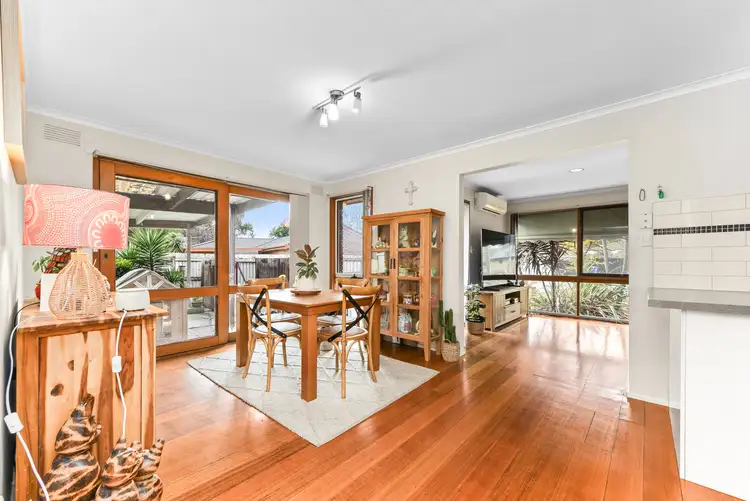 Sixth view of Homely house listing, 8 Eyre Court, Cranbourne North VIC 3977