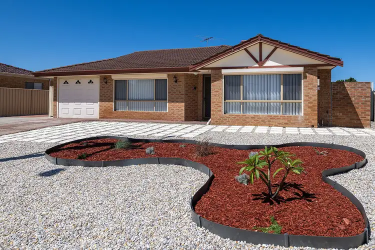 17 Devonshire Street, Morley WA 6062