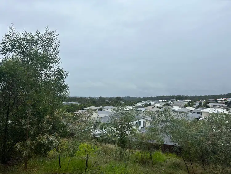 14 Centurion Circuit, Holmview QLD 4207