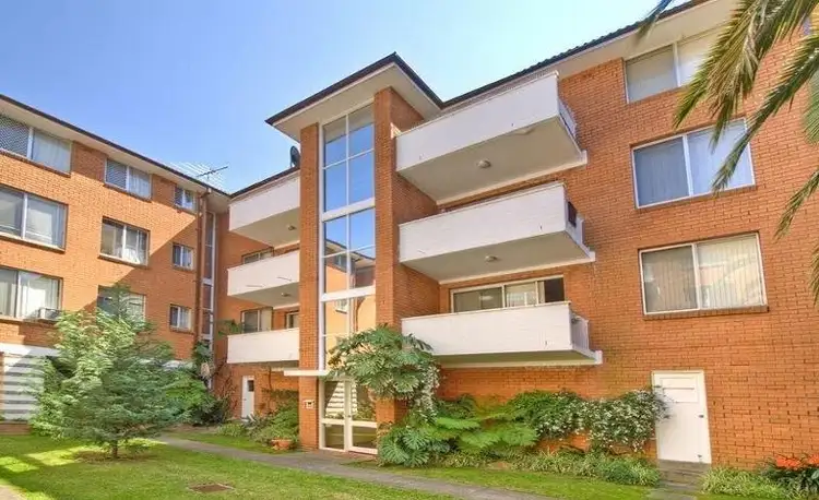 33/24 Fairmount Street, Lakemba NSW 2195