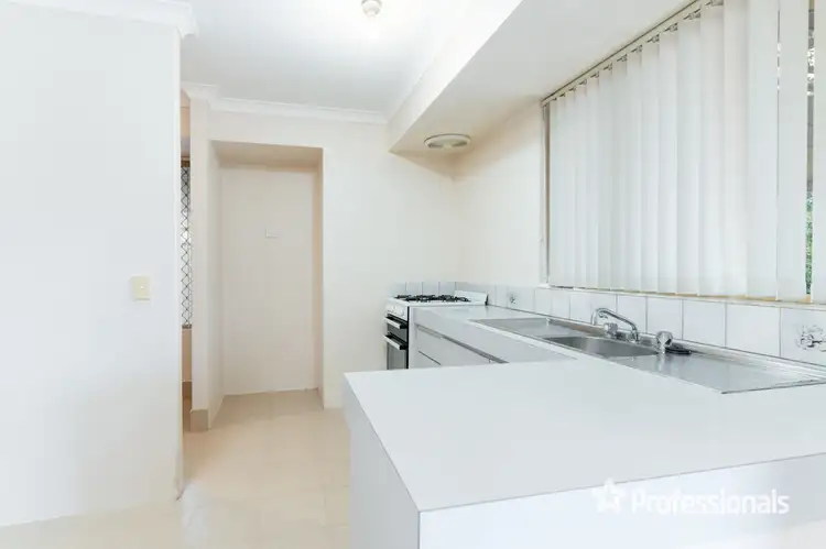 Sixth view of Homely house listing, 5 Bullfinch Way, Ballajura WA 6066
