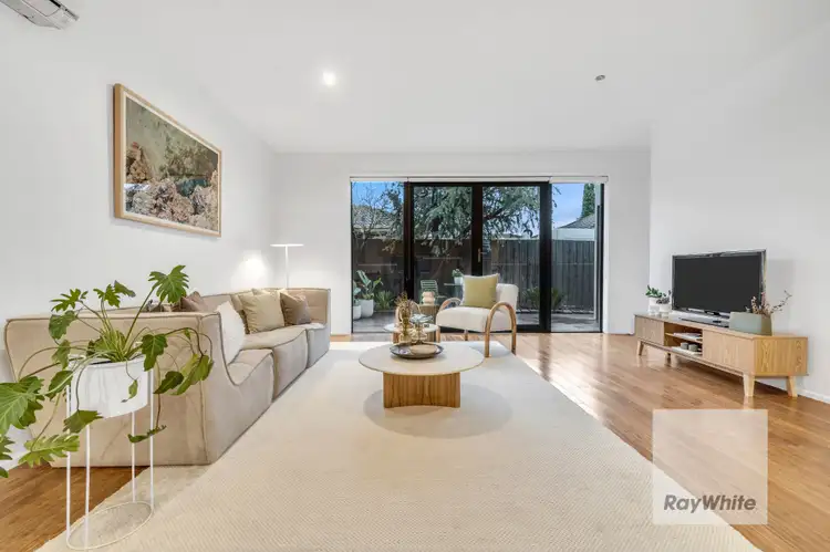Second view of Homely house listing, 3/2 Warwick Place, Tullamarine VIC 3043