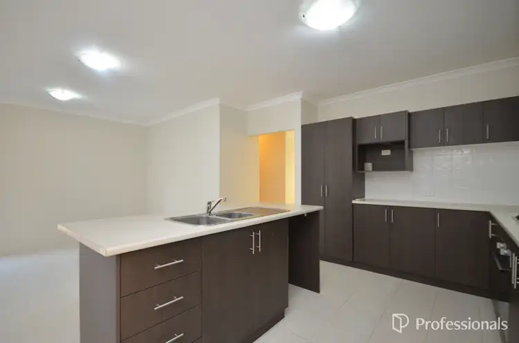 2/127 Kooyong Rd, Rivervale WA 6103