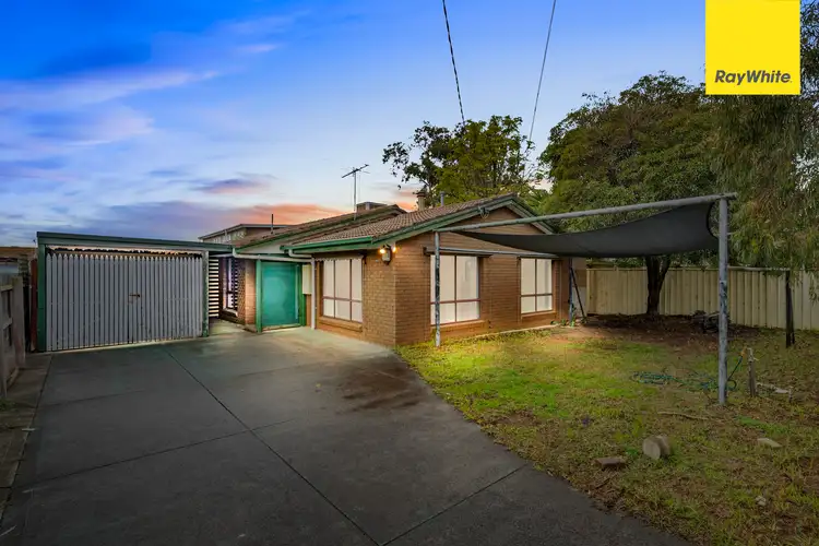 12 Murray Street, Melton South VIC 3338