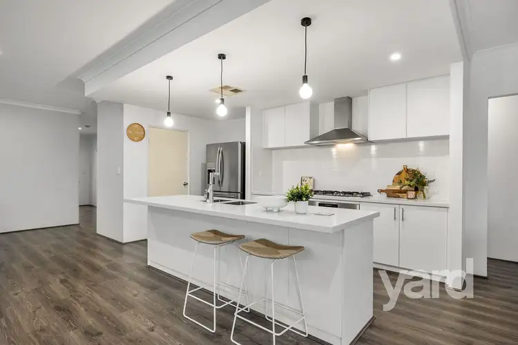 7 Plumosa Avenue, Beeliar WA 6164