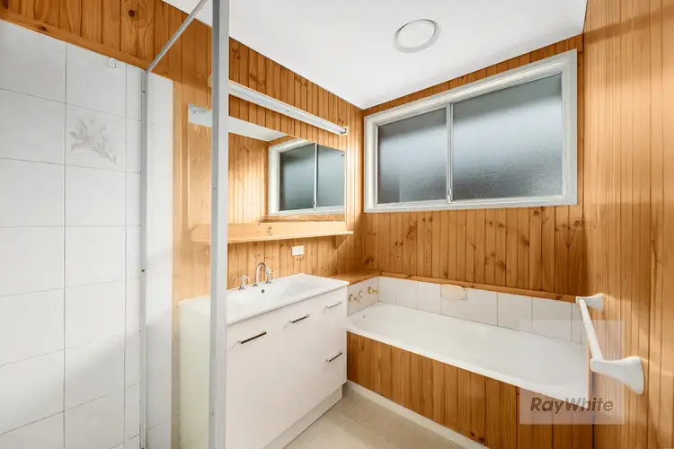 Fifth view of Homely house listing, 8 Cherrywood Court, Bundoora VIC 3083
