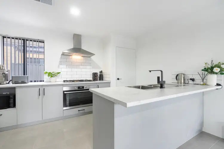 Sixth view of Homely house listing, 44 Moodjar Way, Baldivis WA 6171