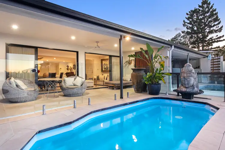 Fifth view of Homely semi-detached listing, 2/29 Merrimac Boulevard, Broadbeach Waters QLD 4218