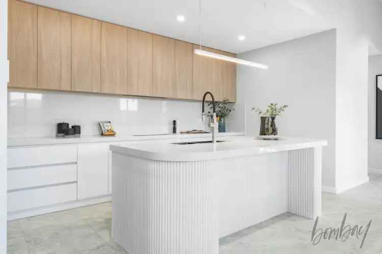Fifth view of Homely house listing, 5 Neon Way, Wollert VIC 3750