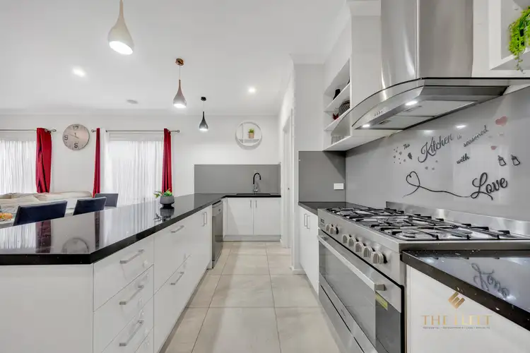 9 Ortiz Avenue, Tarneit VIC 3029