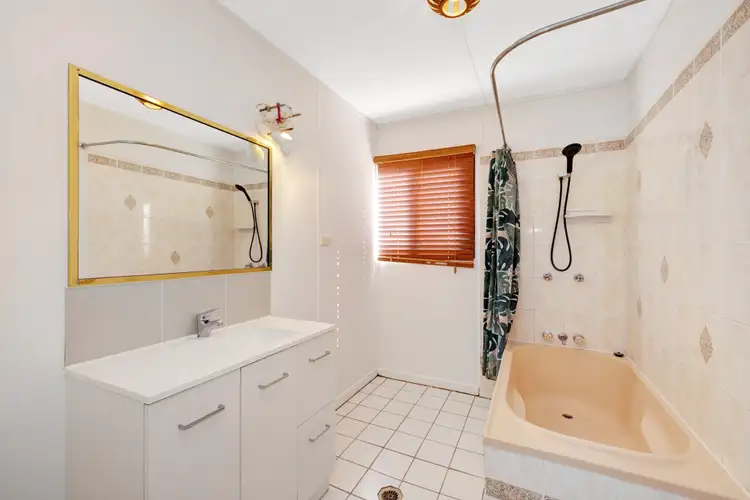 Fourth view of Homely house listing, 100 Mount Low Parkway, Mount Low QLD 4818