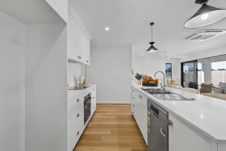 Fourth view of Homely house listing, 38 Hermosa Circuit, Beaconsfield QLD 4740