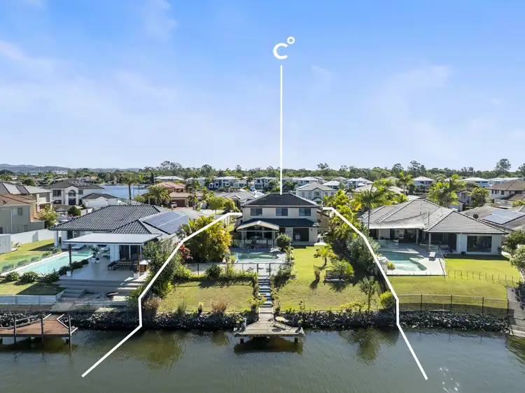 8 Parkwater Point, Helensvale QLD 4212