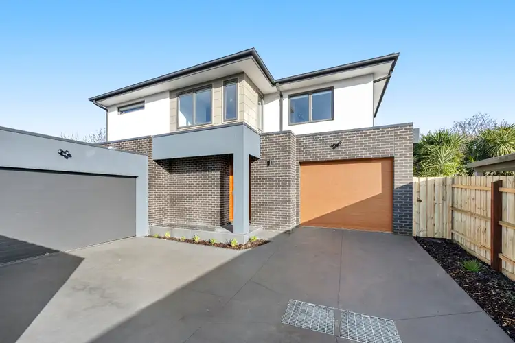 Main view of Homely house listing, 2/7 O'Connor Road, Knoxfield VIC 3180