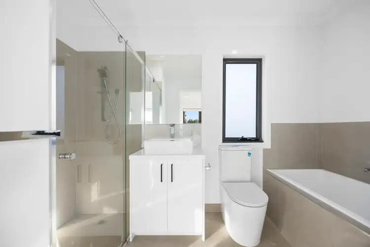 Fifth view of Homely house listing, 2/7 O'Connor Road, Knoxfield VIC 3180