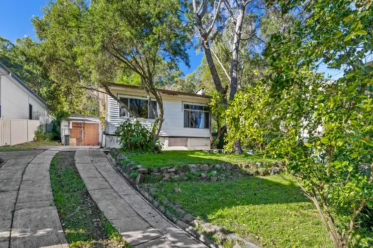 130 Coal Point Road, Coal Point NSW 2283