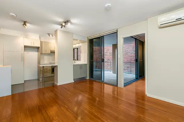 17/5 Tusculum St