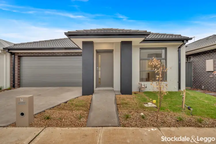 Main view of Homely house listing, 7 Turning Loop, Fraser Rise VIC 3336