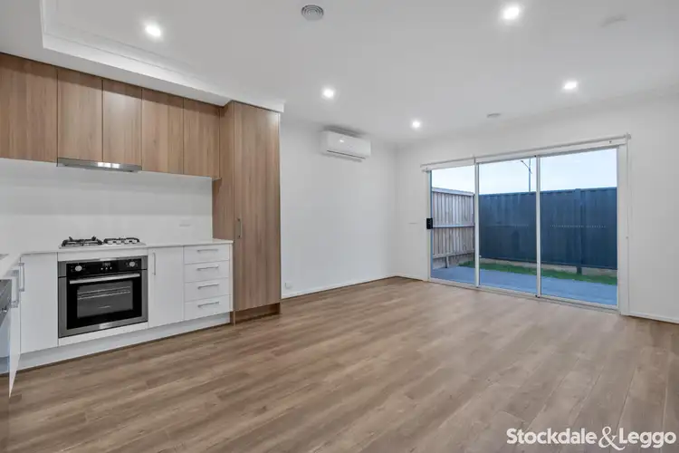 Fifth view of Homely house listing, 5 Turning Loop, Fraser Rise VIC 3336