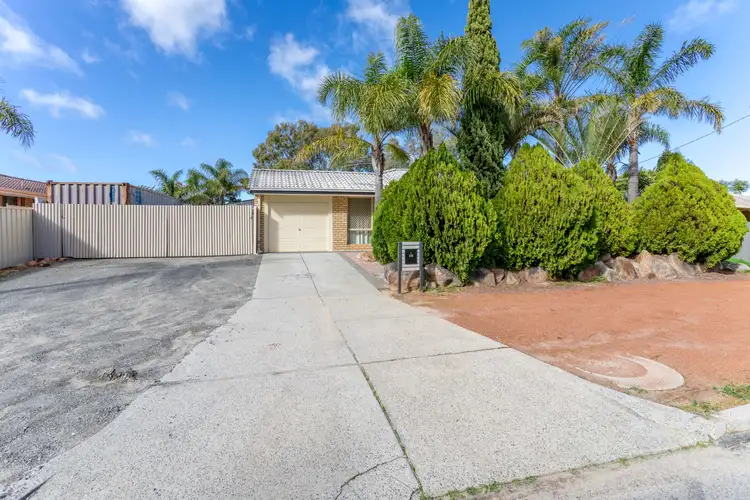 26 Powell Crescent, Brookdale WA 6112