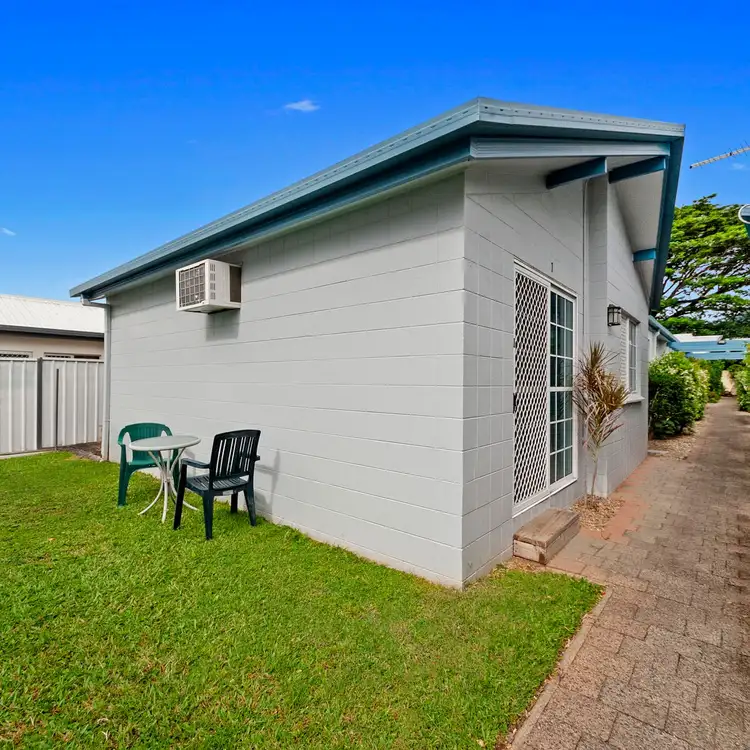 Fifth view of Homely unit listing, 1/485 McCoombe Street, Mooroobool QLD 4870