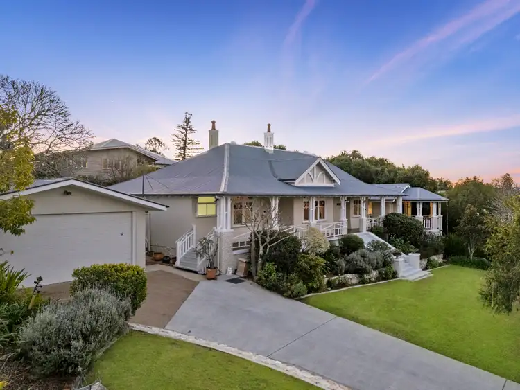 1 Cintra Street, Eastern Heights QLD 4305