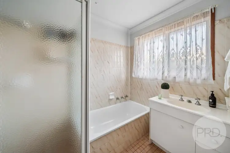 Fifth view of Homely house listing, 24 Grevillea Crescent, Lake Albert NSW 2650
