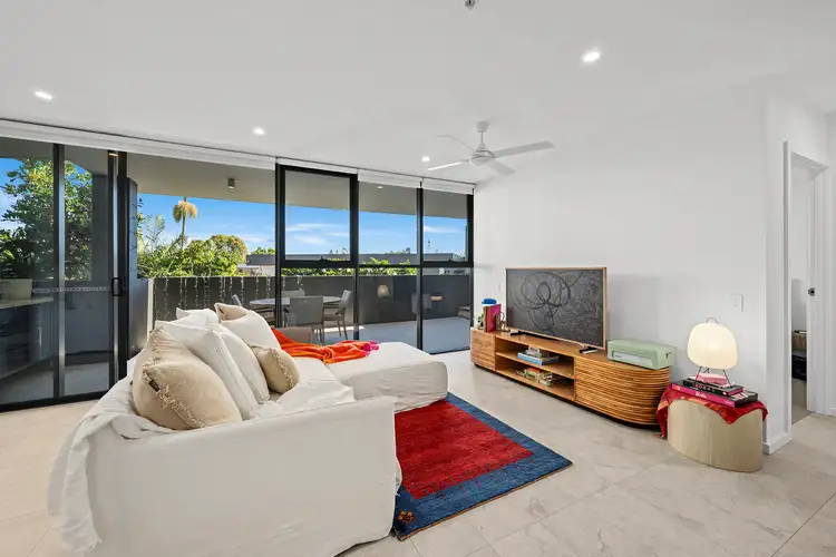 310/5 Nyrang Avenue, Palm Beach QLD 4221