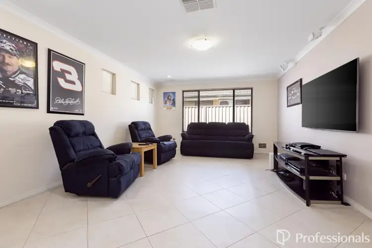 Fourth view of Homely house listing, 18 Binnia Mews, Harrisdale WA 6112