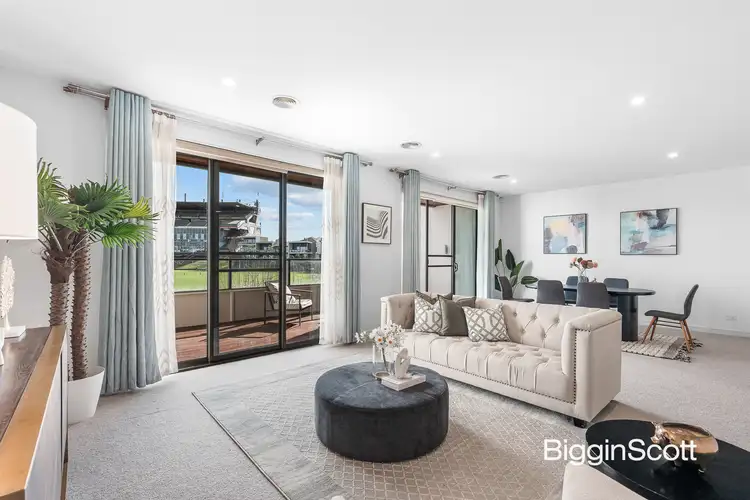 Second view of Homely house listing, 60 Waverley Park Drive, Mulgrave VIC 3170