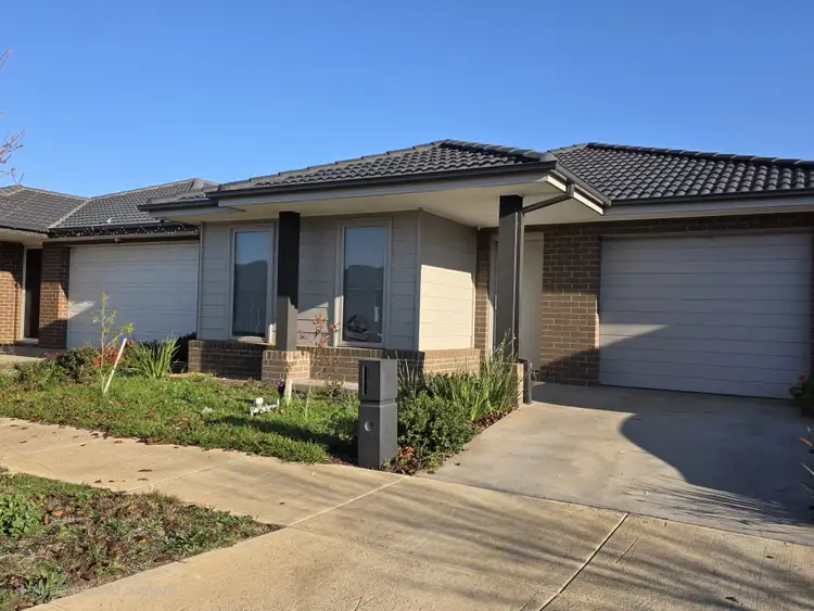 17 Midmar Terrace, Thornhill Park VIC 3335
