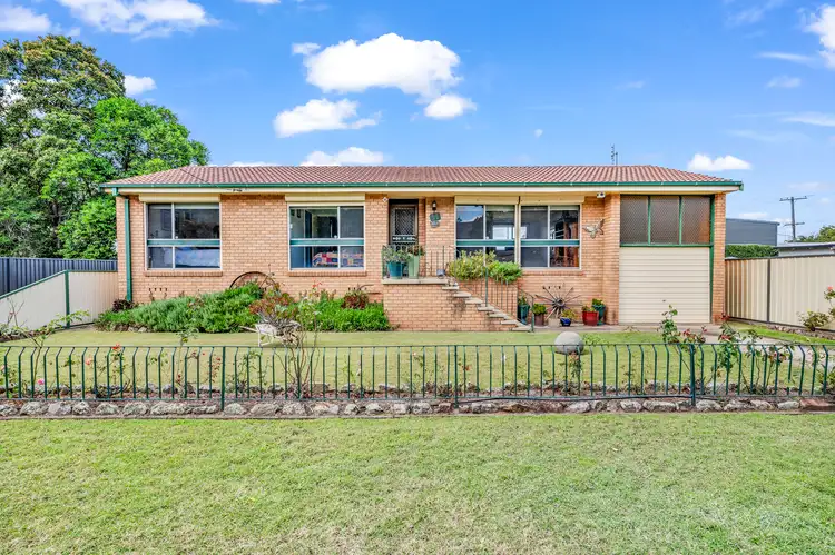 11 Goulburn Street, Singleton NSW 2330