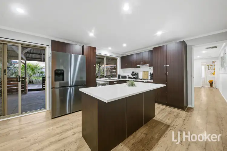 Seventh view of Homely house listing, 10 Nambet Place, Kurunjang VIC 3337