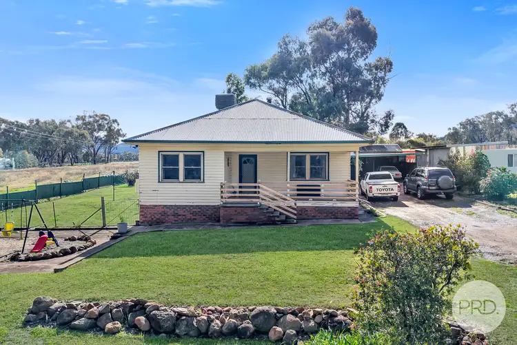 60 Suttons Road, Currabubula NSW 2342
