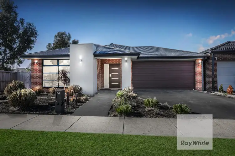 54 St Georges Boulevard, Mickleham VIC 3064