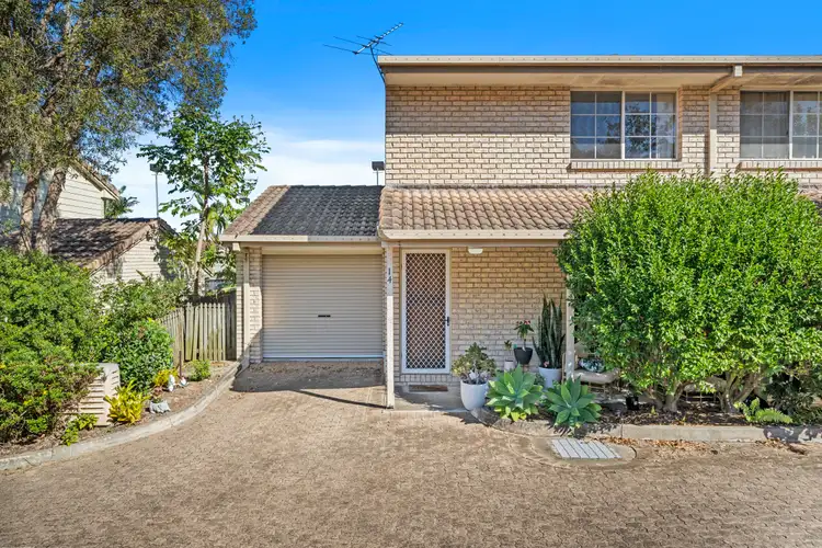 35 Dennis Road