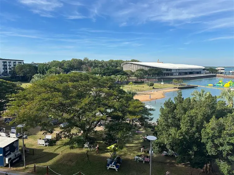 230/19 Kitchener Drive, Darwin City NT 800