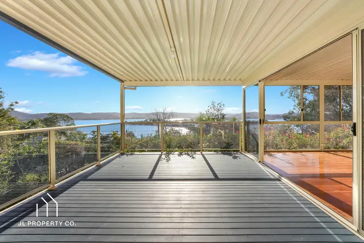 39 Daley Avenue, Daleys Point NSW 2257