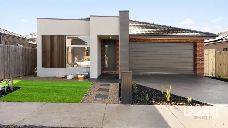 16 Capek Street, Sunbury VIC 3429