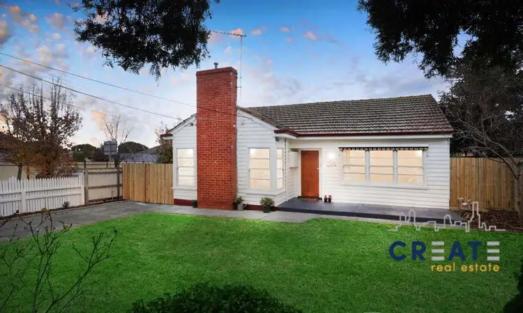 7 Compton Parade, Sunshine North VIC 3020