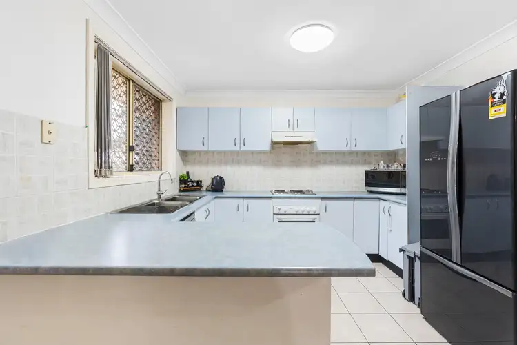 Fifth view of Homely villa listing, 5/27 Rogan Crescent, Prairiewood NSW 2176
