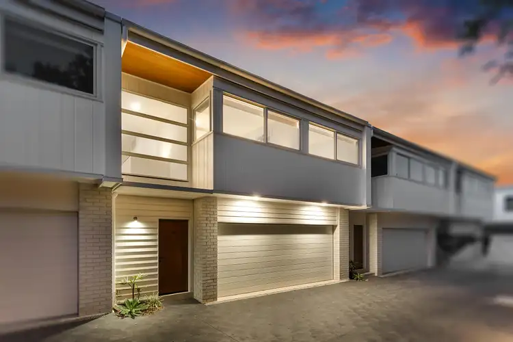 Main view of Homely townhouse listing, 7/19 Kurrawa Avenue, Point Clare NSW 2250