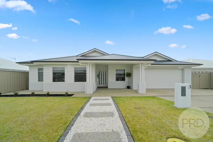 Second view of Homely house listing, 3 Denny Crescent, Gobbagombalin NSW 2650