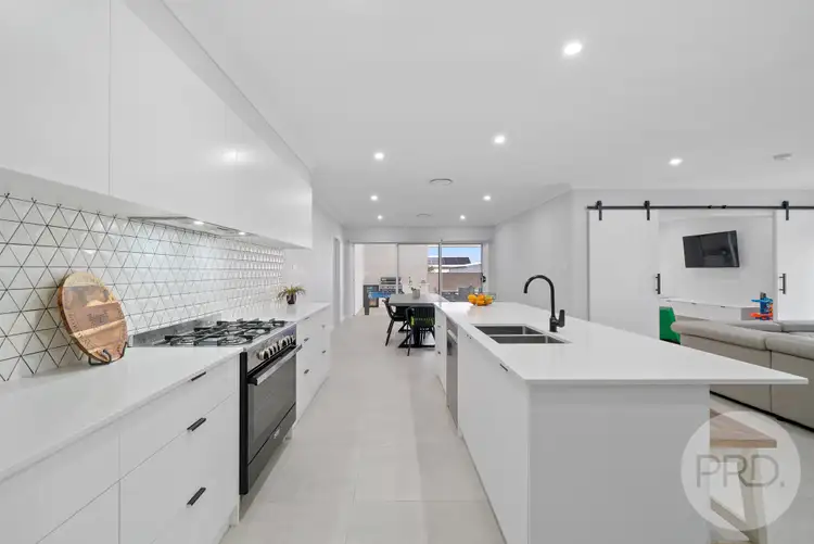 Sixth view of Homely house listing, 3 Denny Crescent, Gobbagombalin NSW 2650