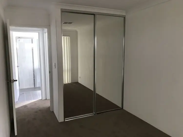 Fifth view of Homely unit listing, 3/373 Old Coast Road, Australind WA 6233