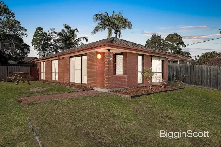 Main view of Homely house listing, 10 Spindrift Court, Carrum Downs VIC 3201
