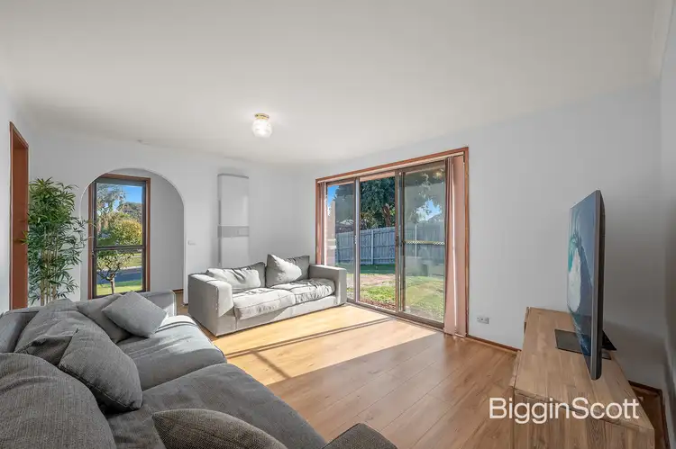 Second view of Homely house listing, 10 Spindrift Court, Carrum Downs VIC 3201