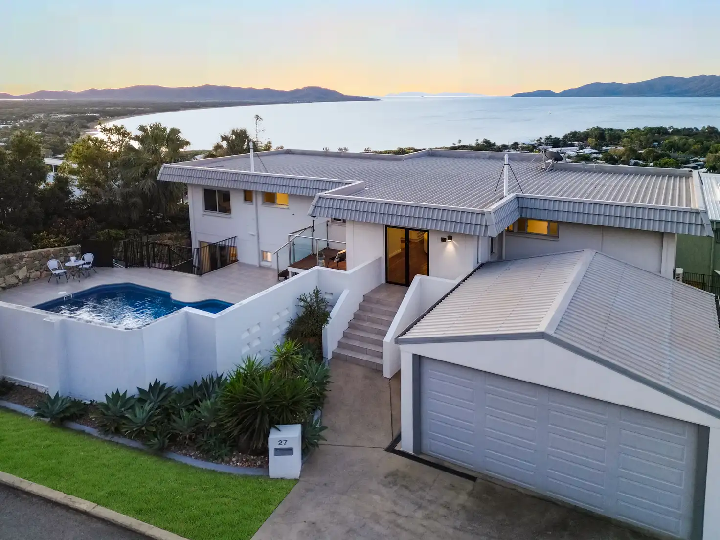 Main view of Homely house listing, 27 Yarrawonga Drive, Castle Hill QLD 4810