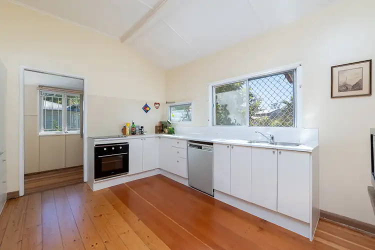 Sixth view of Homely house listing, 8 Frobisher Street, Ashgrove QLD 4060